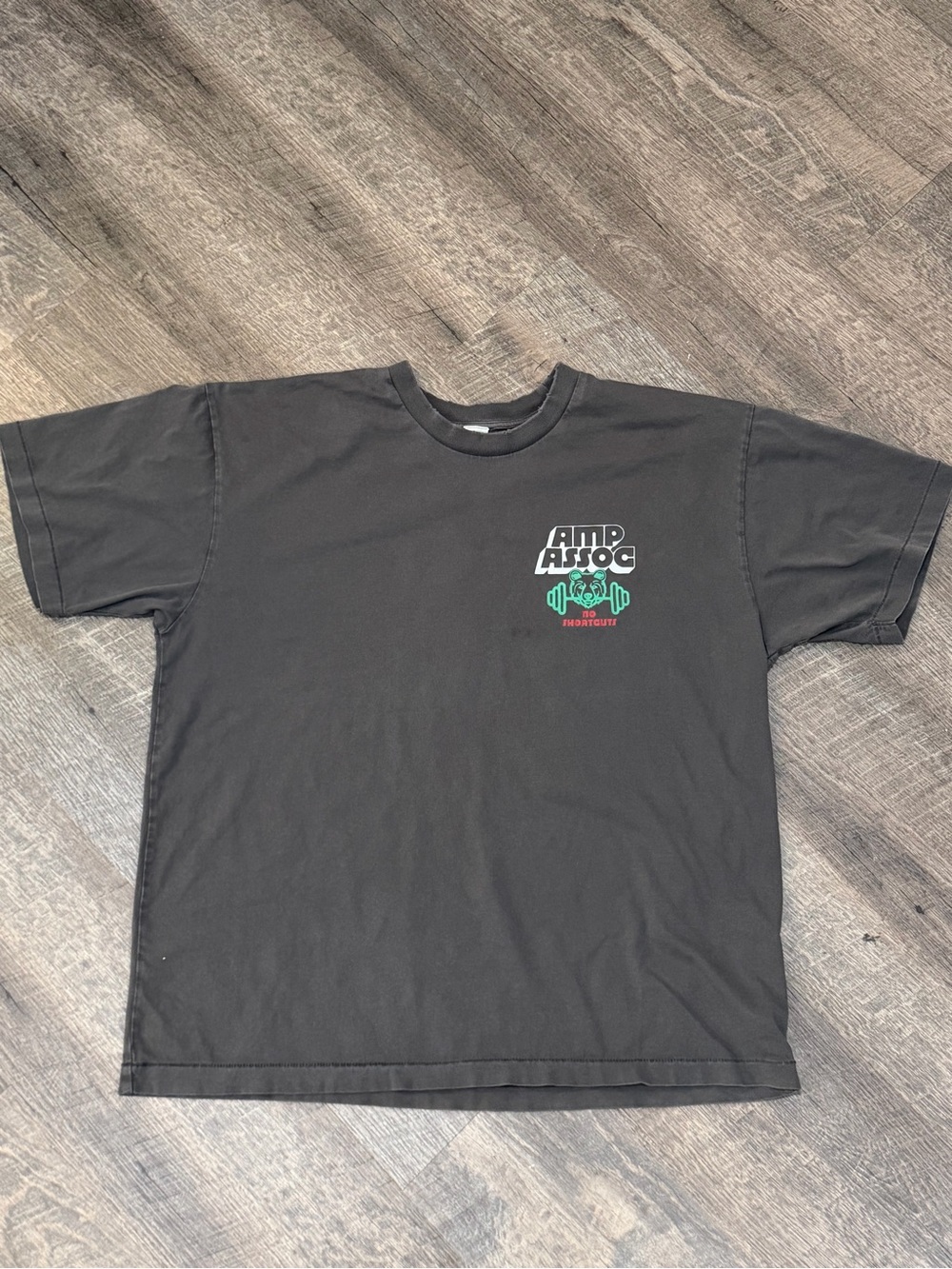 Elwood x AMP Association “No Shortcuts” Graphic Tee — M
